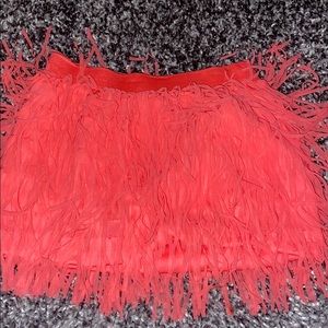 I’m selling a skirt that is unworn .